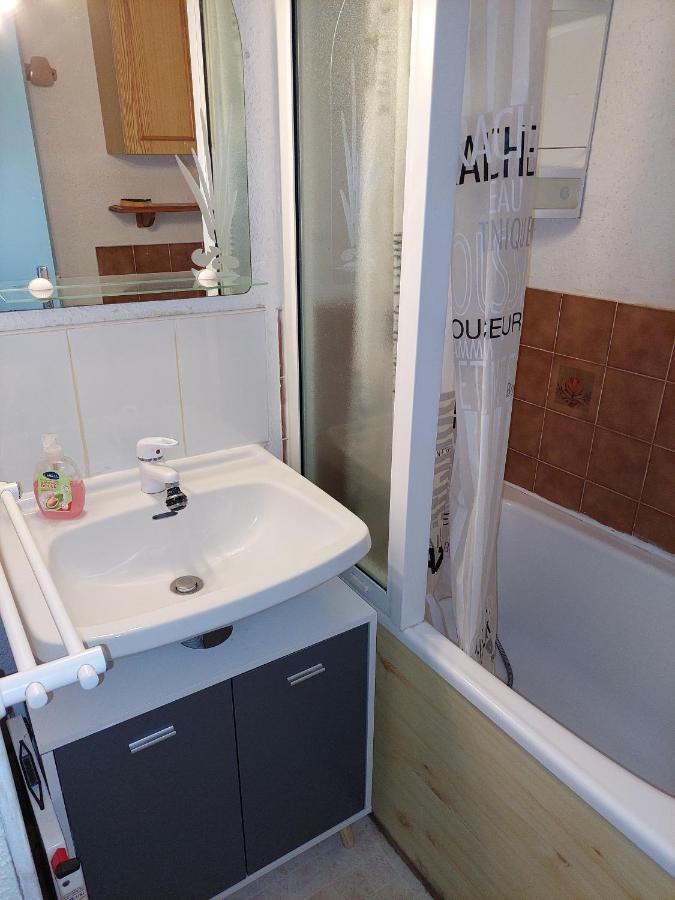 Apartament T2 Sur Le Port Avec Parking Gruissan Zewnętrze zdjęcie