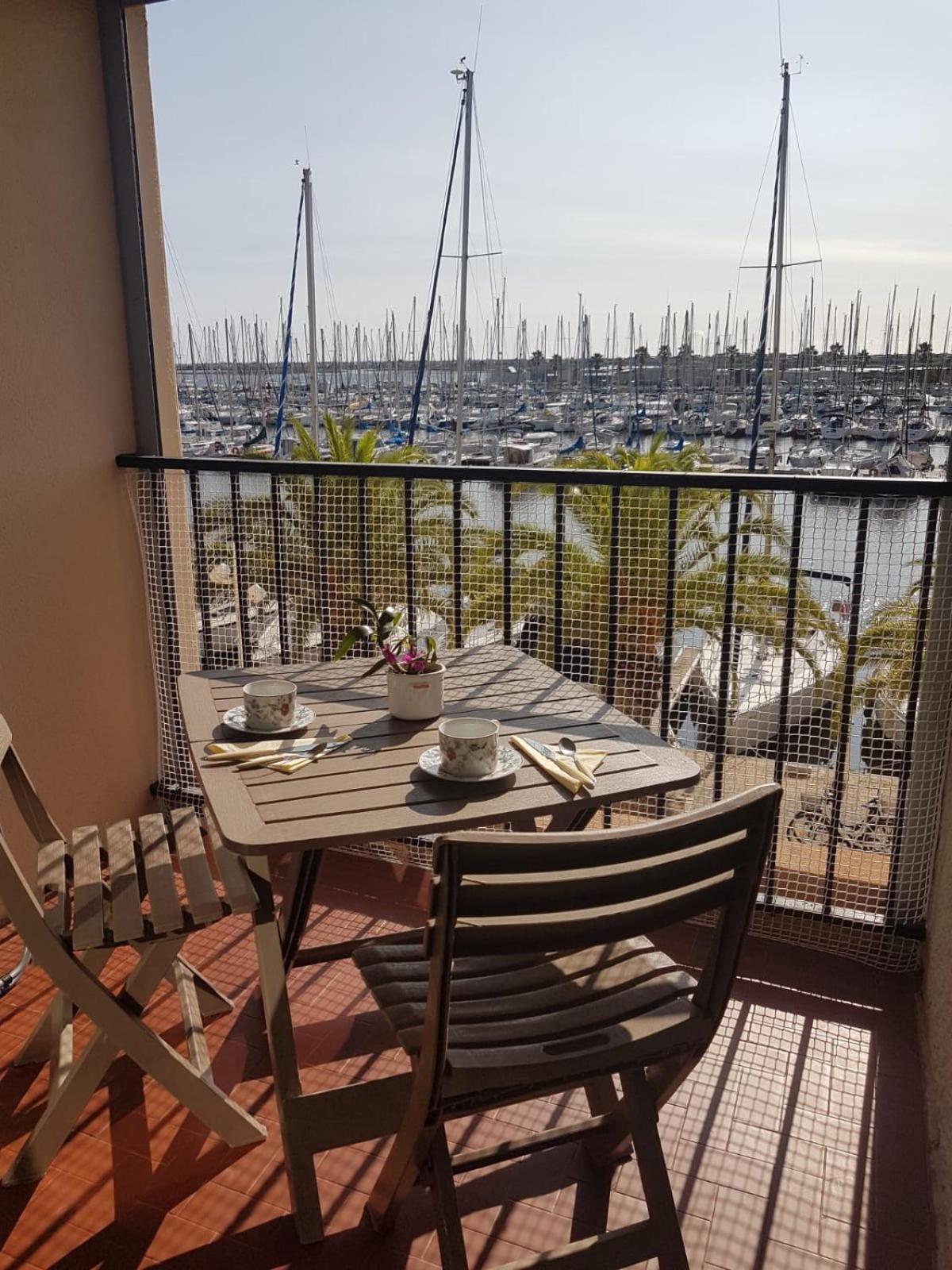 Apartament T2 Sur Le Port Avec Parking Gruissan Zewnętrze zdjęcie