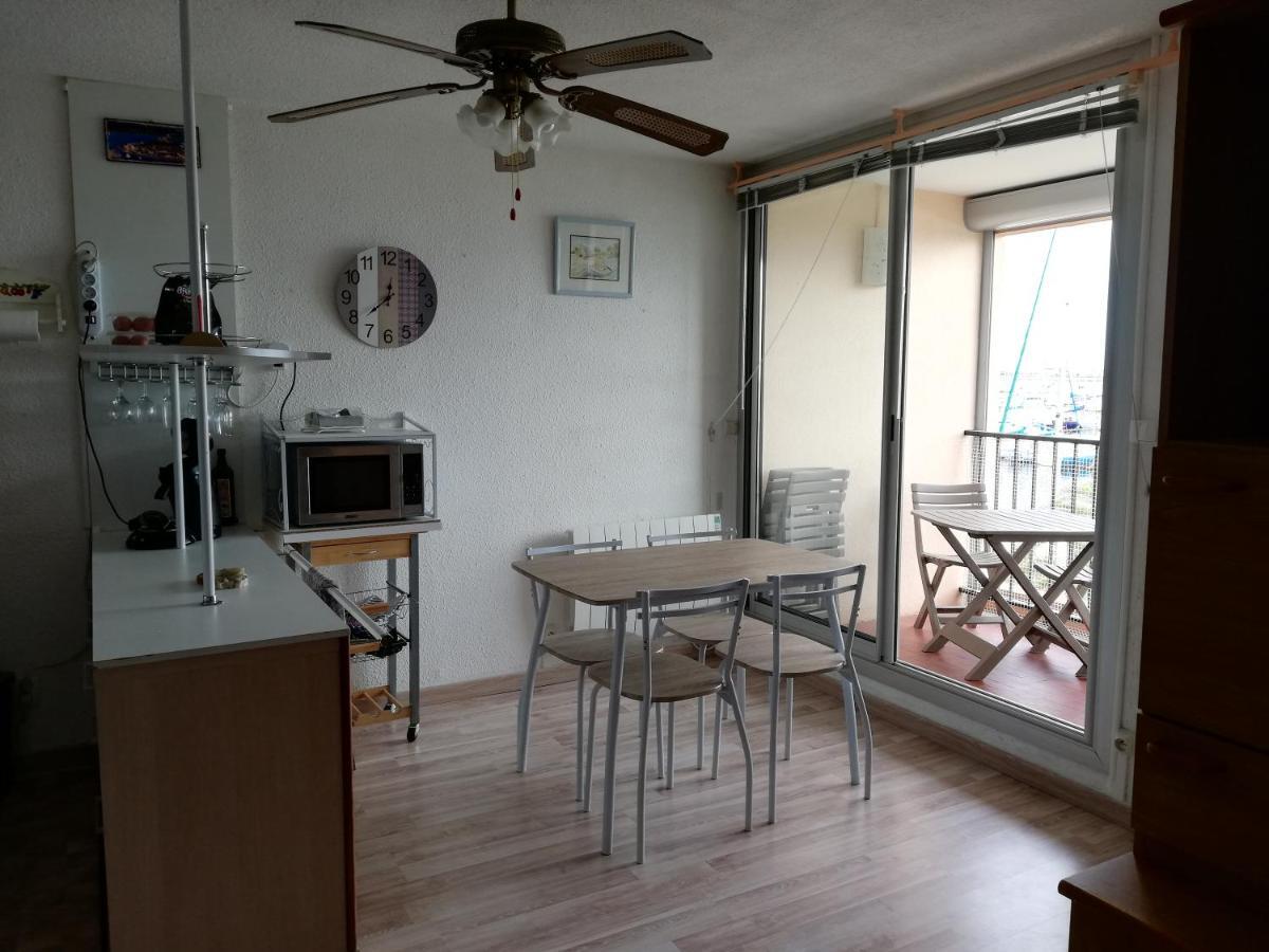 Apartament T2 Sur Le Port Avec Parking Gruissan Zewnętrze zdjęcie